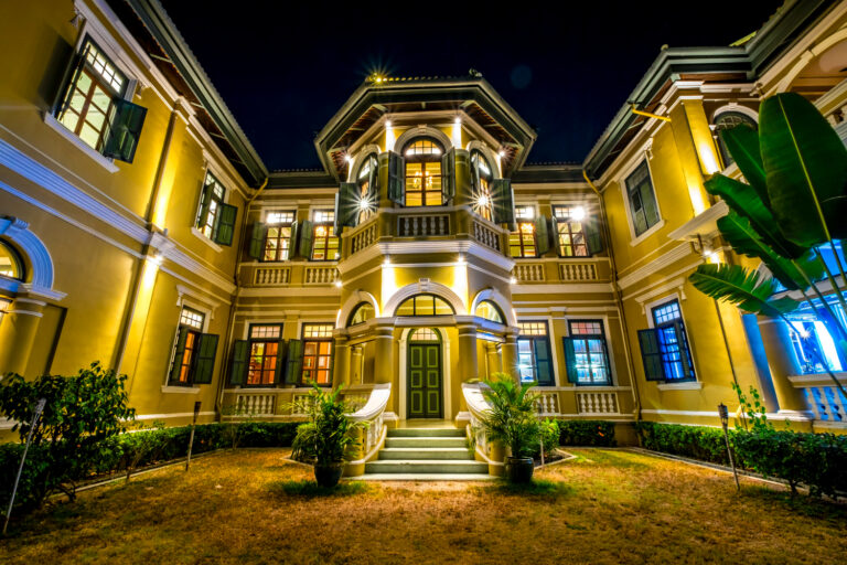 Benefits of Investing in Luxury Real Estate
